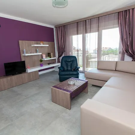 Anikol Apartments Selce Exterior photo