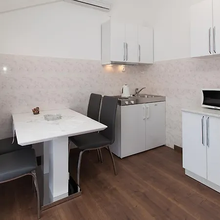Anikol Apartments Selce Exterior photo