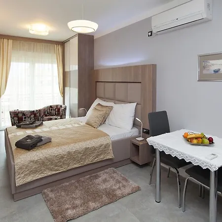 Anikol Apartments Selce Exterior photo